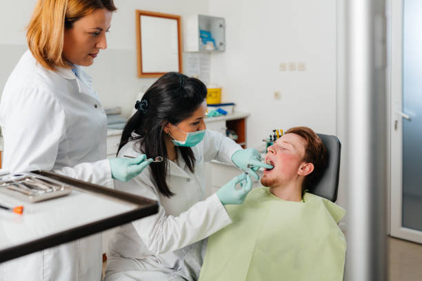Best Urgent Tooth Repair  in Flippin, AR